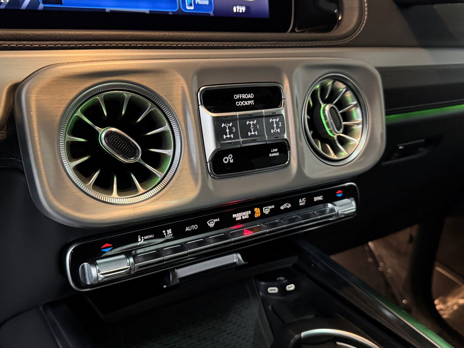 Certified 2025 Mercedes-Benz G 550 image 32