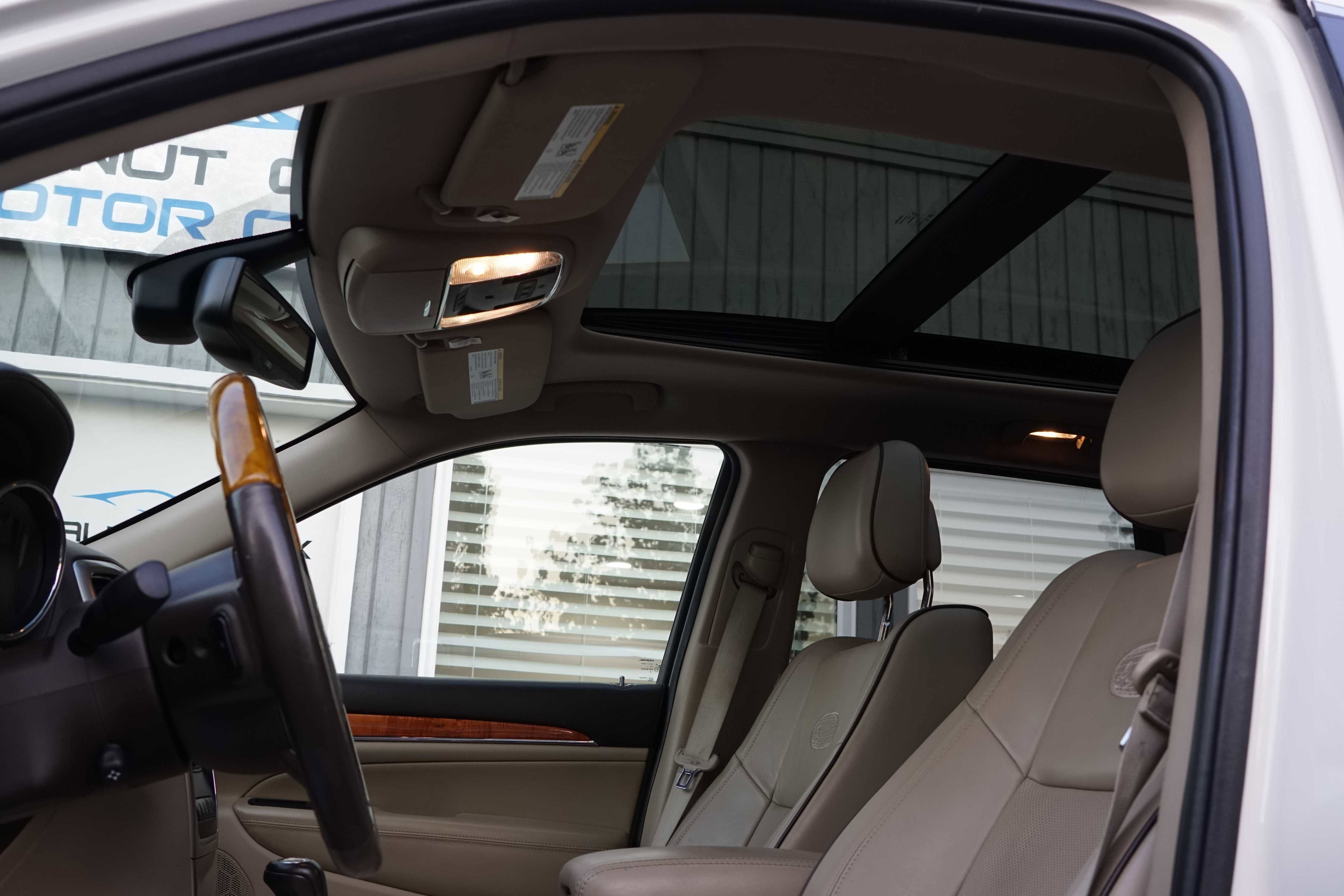 Used 2012 Jeep Grand Cherokee Overland image 40