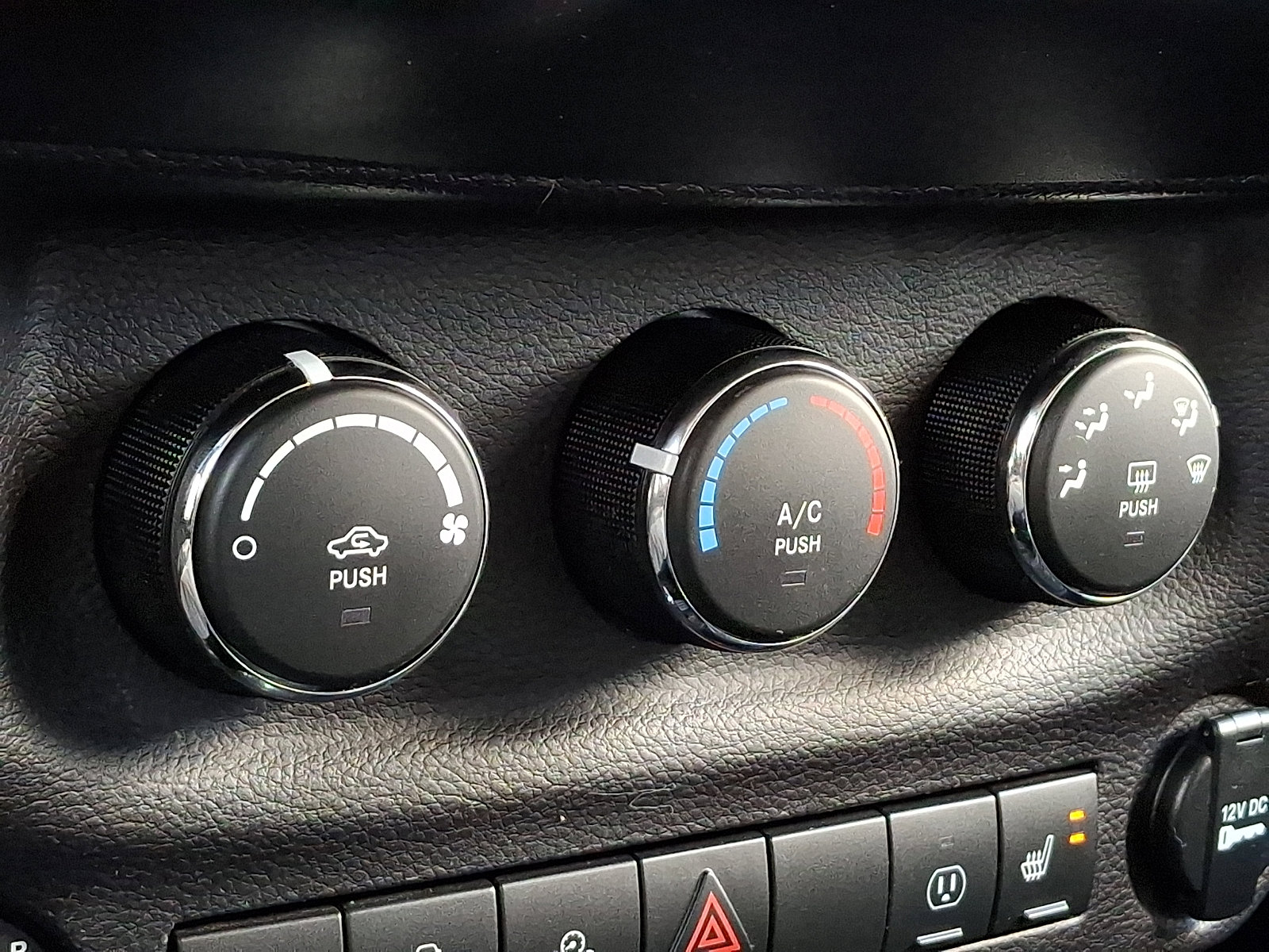 Certified 2017 Jeep Wrangler Unlimited Sahara image 15