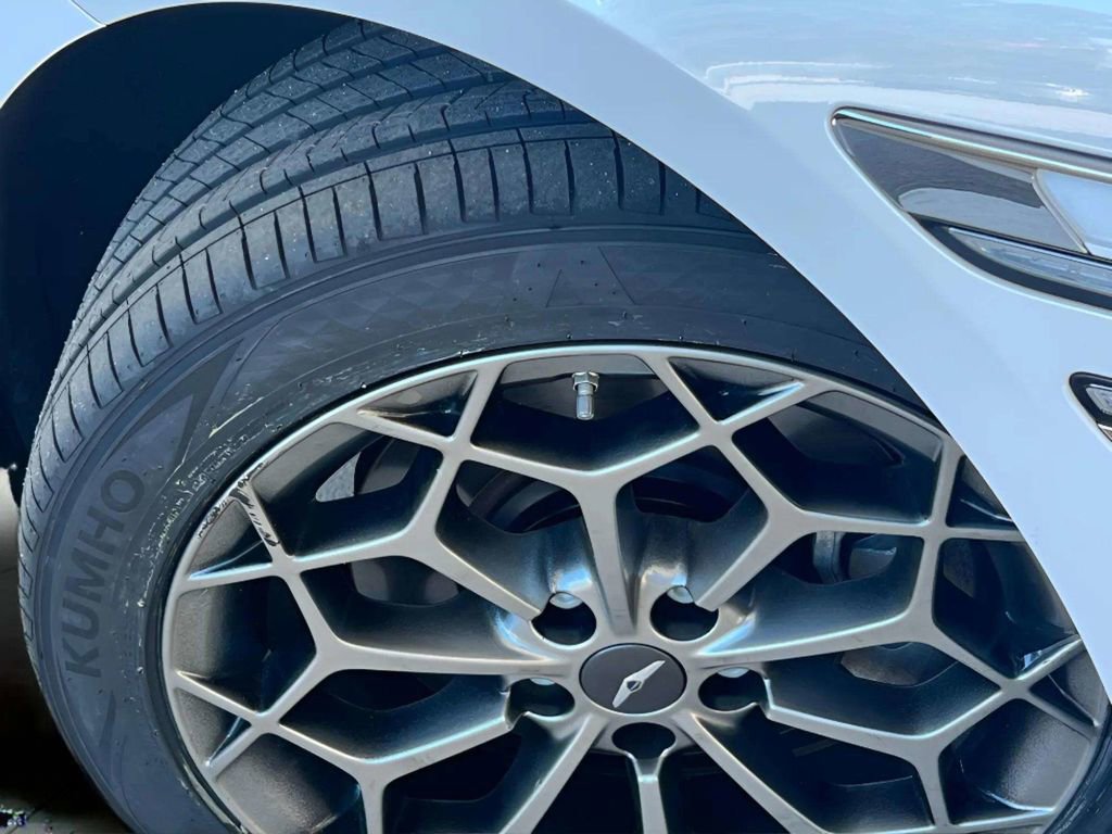 Used 2023 Genesis G80 2.5T w/ Advanced Package image 28