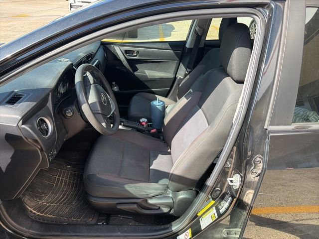 Used 2019 Toyota Corolla LE image 14