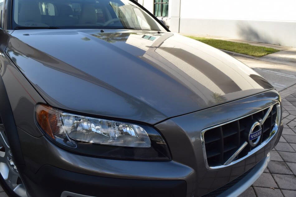Used 2011 Volvo XC70 3.2 w/ Premium Pkg image 10