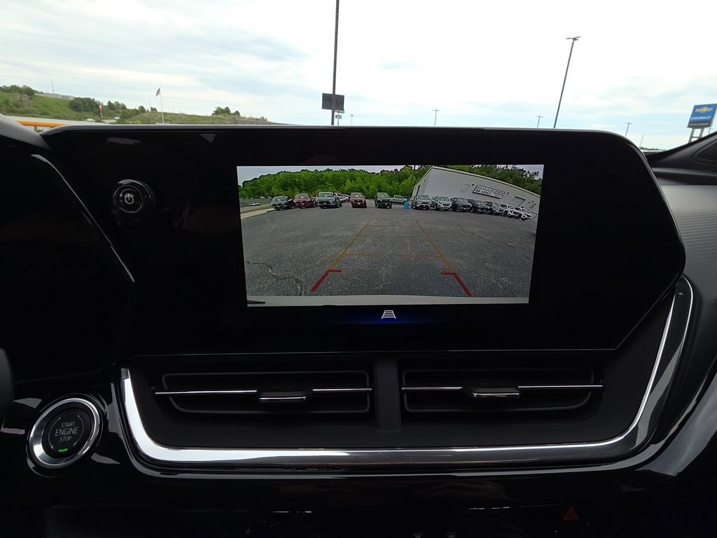New 2026 Chevrolet Trax RS w/ Sunroof Package FWD image 22