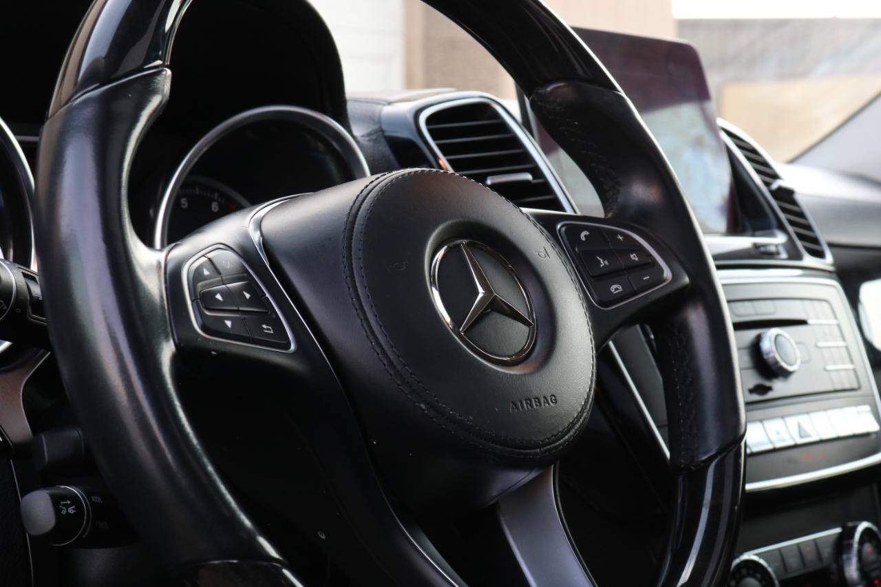 Used 2018 Mercedes-Benz GLS 550 4MATIC image 27