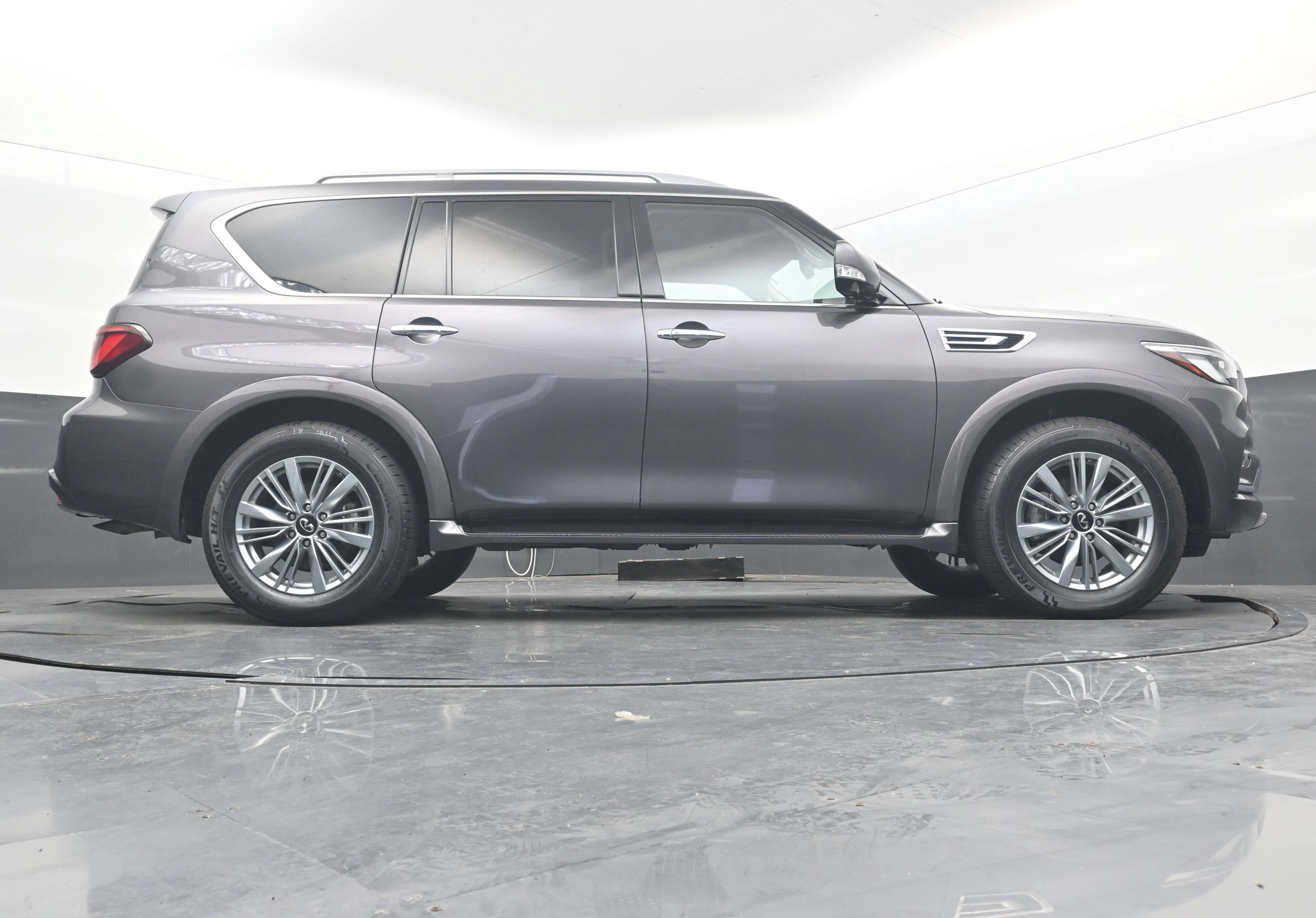 Used 2024 INFINITI QX80 Luxe AWD/4WD image 27