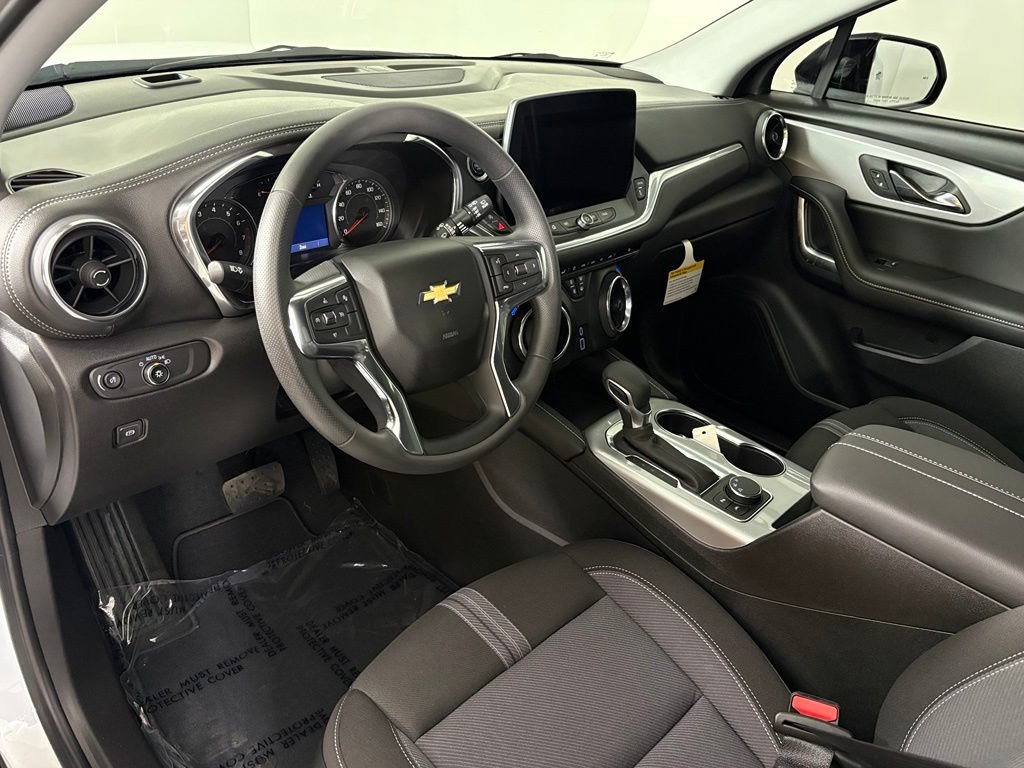 New 2026 Chevrolet Blazer LT w/ Midnight/Sport Edition FWD image 20