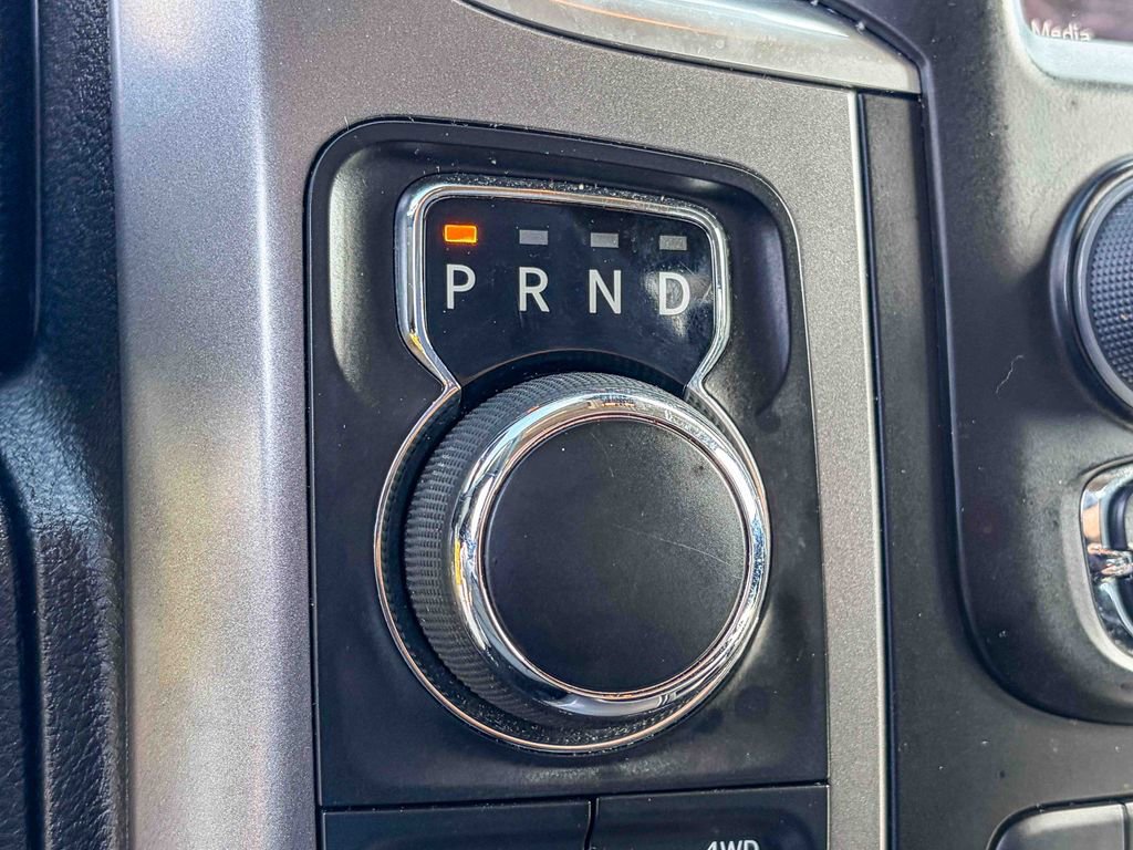 Used 2022 RAM 1500 Classic SLT w/ Electronics Group AWD/4WD image 40