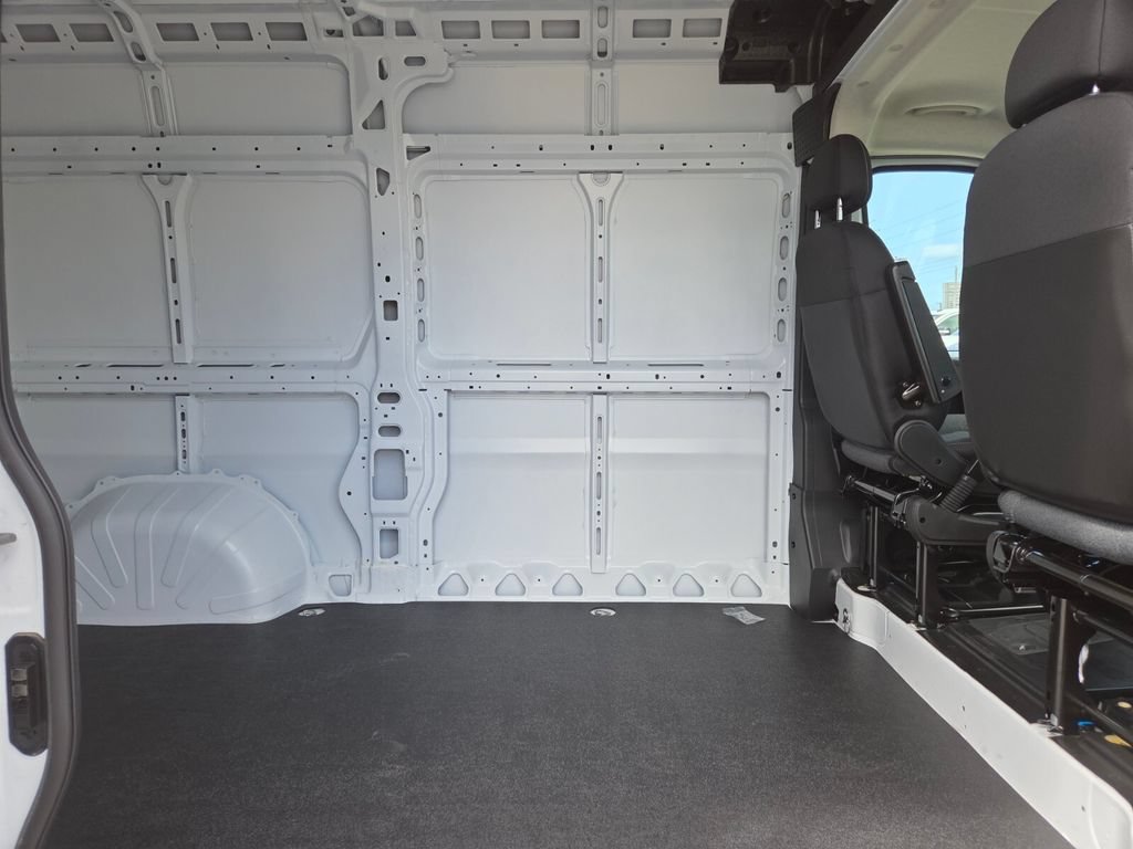 New 2026 RAM ProMaster 1500 w/ Convenience Group FWD image 9