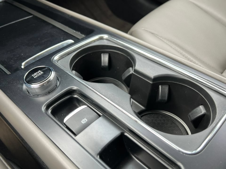 Used 2023 Lincoln Corsair AWD w/ Equipment Group 101A image 27