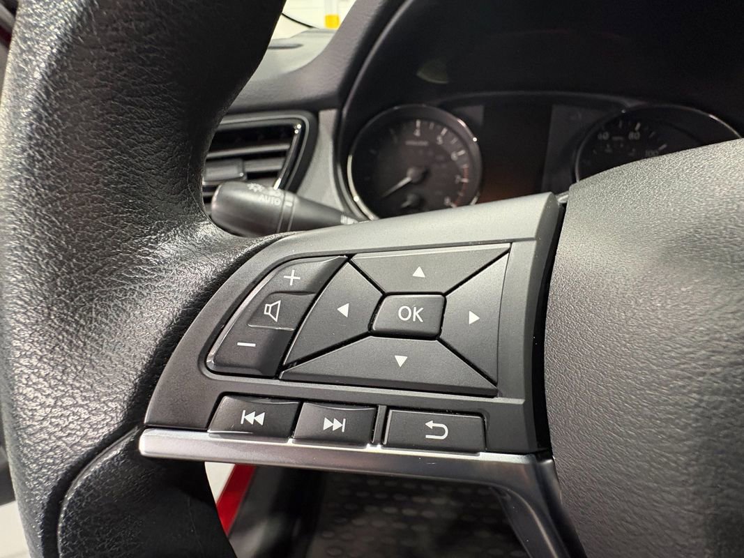 Used 2019 Nissan Rogue Sport SV AWD/4WD image 13