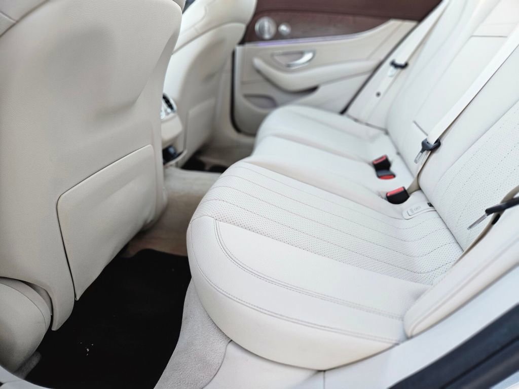 Used 2017 Mercedes-Benz E 300 4MATIC image 16