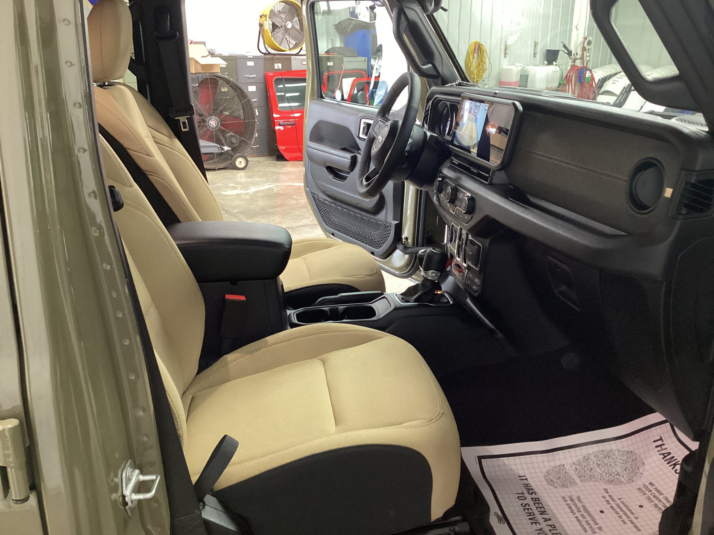 Used 2025 Jeep Wrangler Unlimited Sport S 4xe AWD/4WD image 32