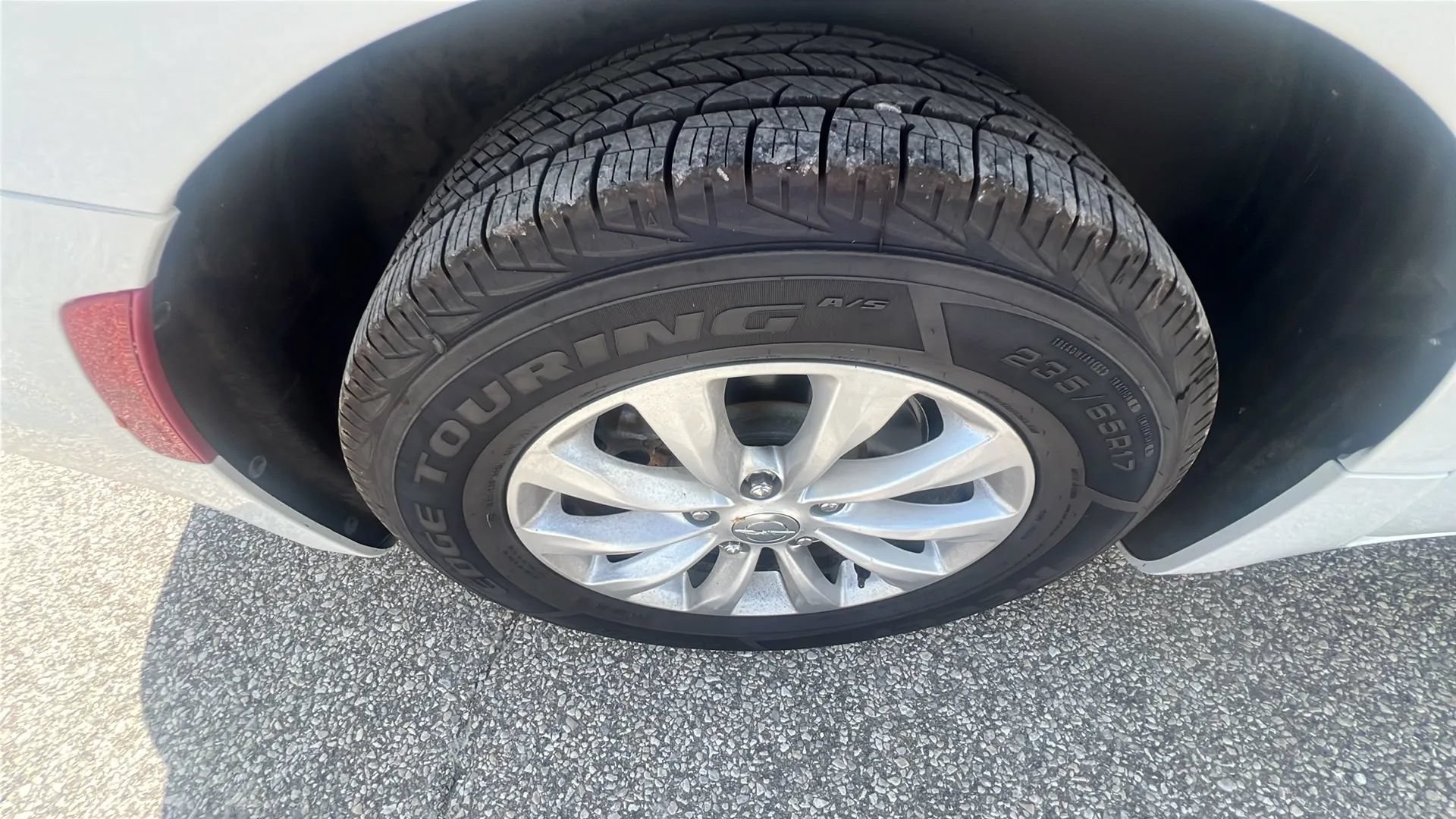 Used 2018 Chrysler Pacifica Touring-L Plus FWD image 14