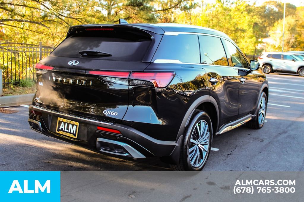 Used 2023 INFINITI QX60 Sensory w/ Cargo Package AWD/4WD image 6