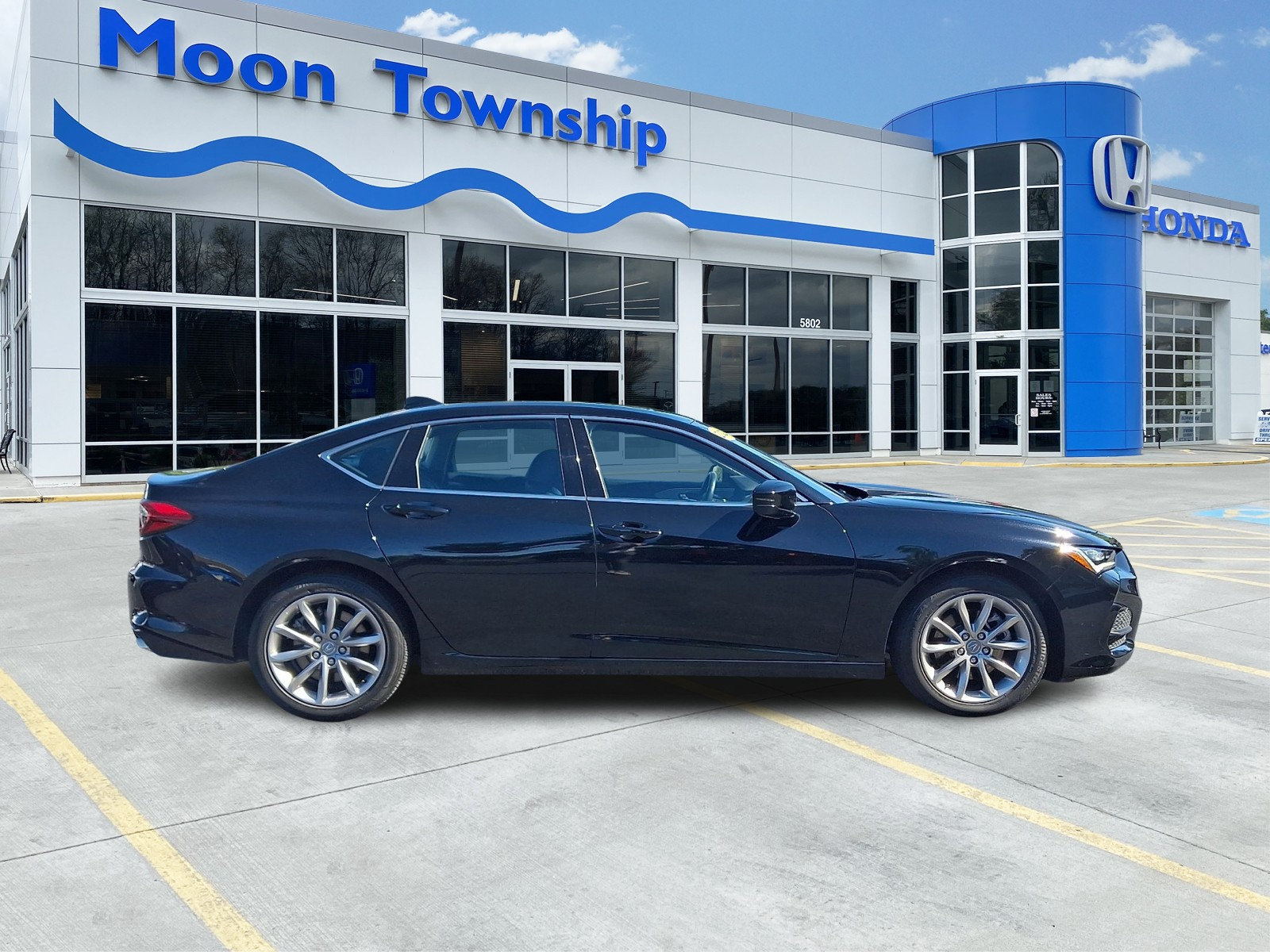 Used 2023 Acura TLX FWD image 7