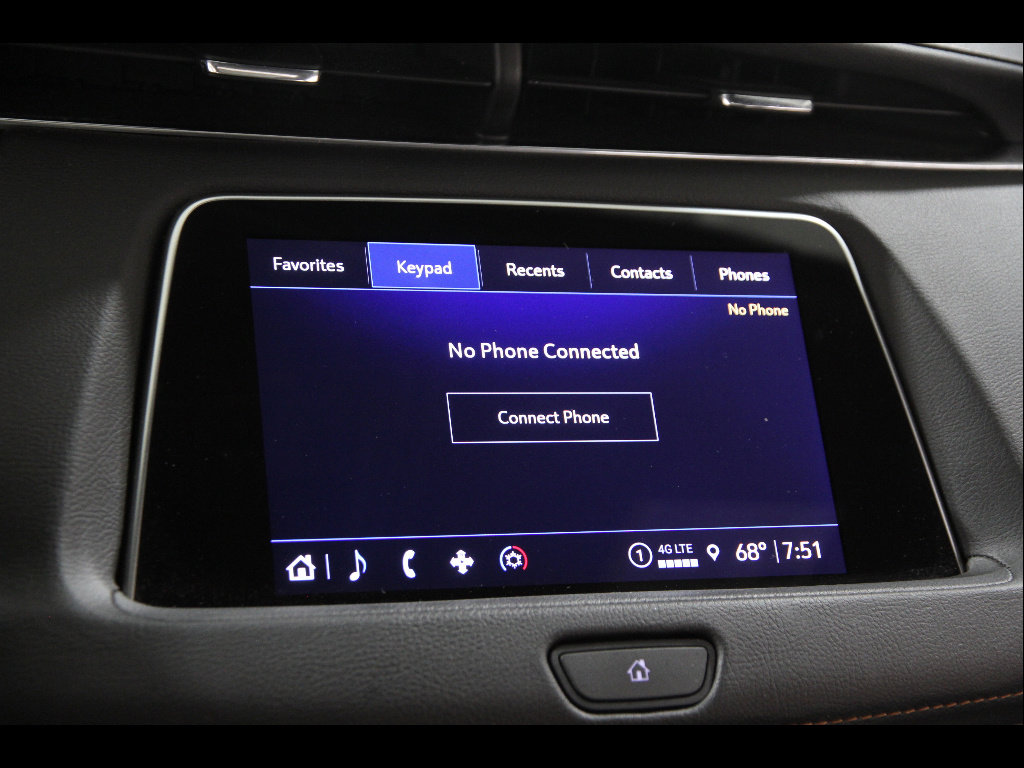 Used 2023 Cadillac XT4 Sport image 12