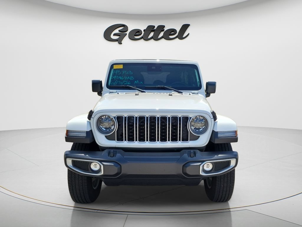 Used 2025 Jeep Wrangler Unlimited Sahara w/ Safety Group AWD/4WD image 2