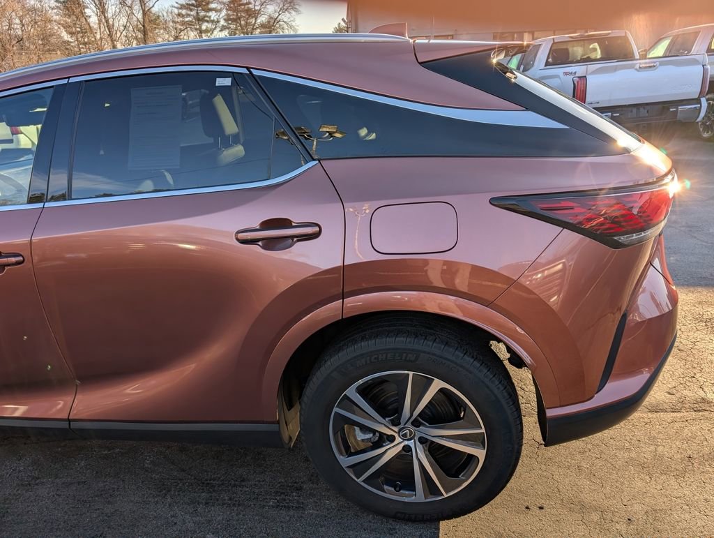 Used 2023 Lexus RX 350 Premium Plus w/ Accessory Package (Z1) image 4