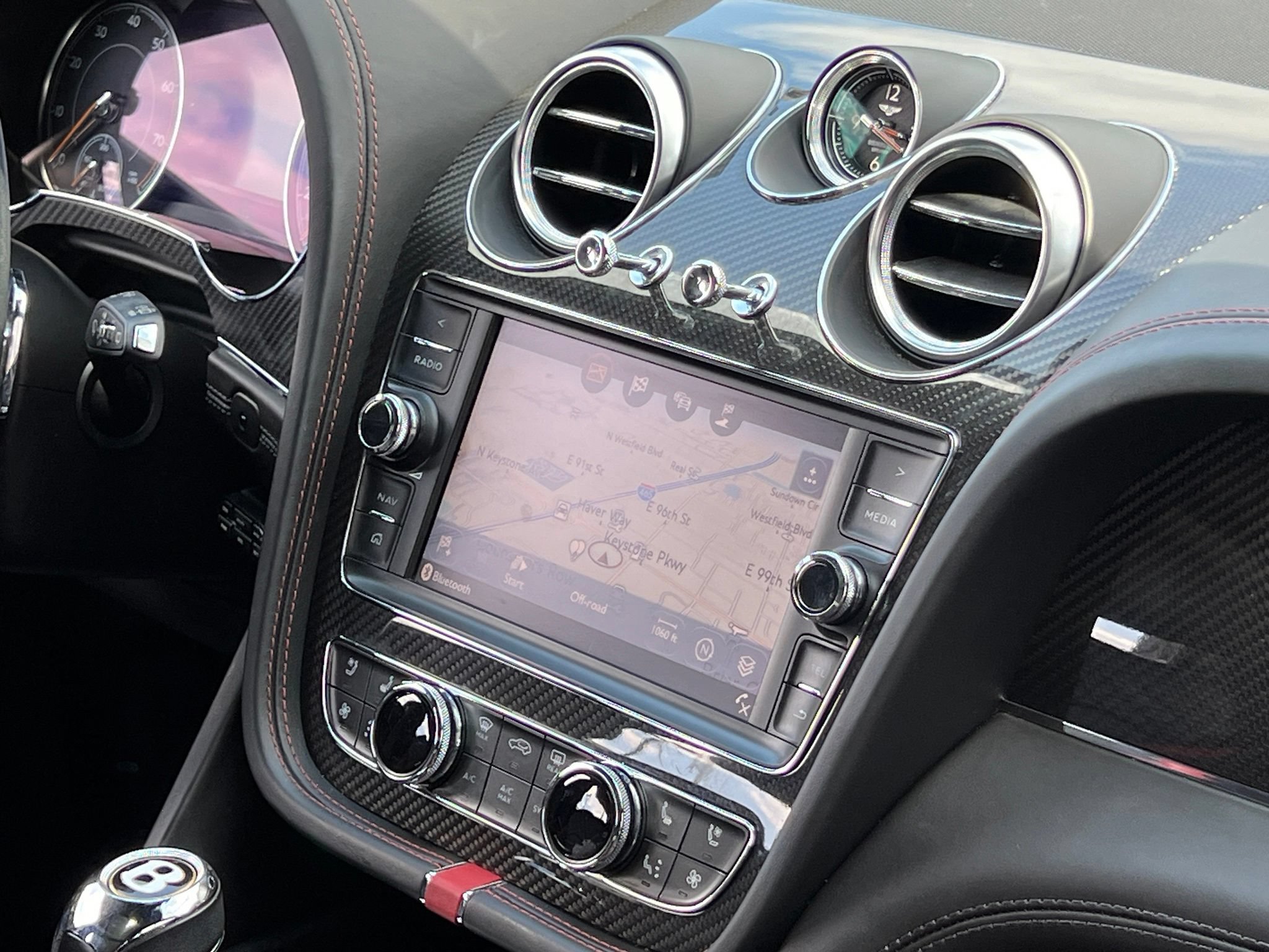 Used 2020 Bentley Bentayga Speed AWD/4WD image 36