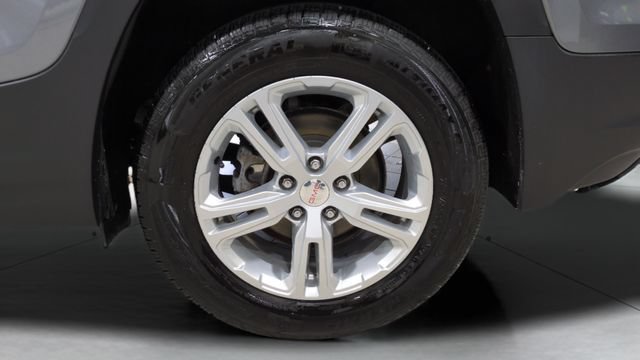 Used 2021 GMC Terrain SLE w/ Driver Convenience Package AWD/4WD image 26
