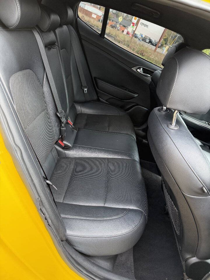 Used 2018 Kia Stinger GT AWD/4WD image 9