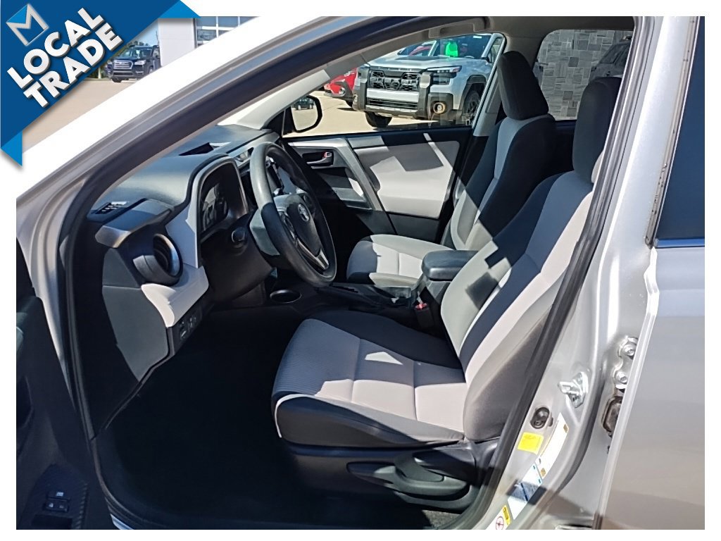 Used 2015 Toyota RAV4 LE AWD/4WD image 15