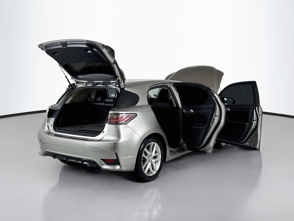 Used 2017 Lexus CT 200h FWD image 22