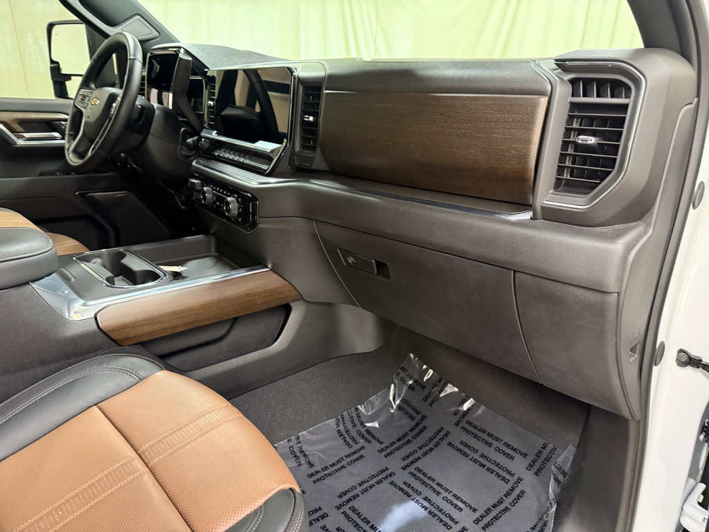 Certified 2024 Chevrolet Silverado 2500 High Country AWD/4WD image 30
