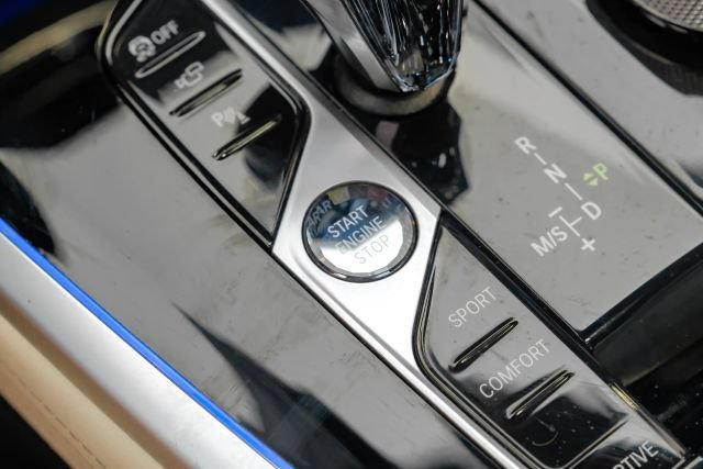Used 2021 BMW ALPINA XB7 AWD/4WD image 29