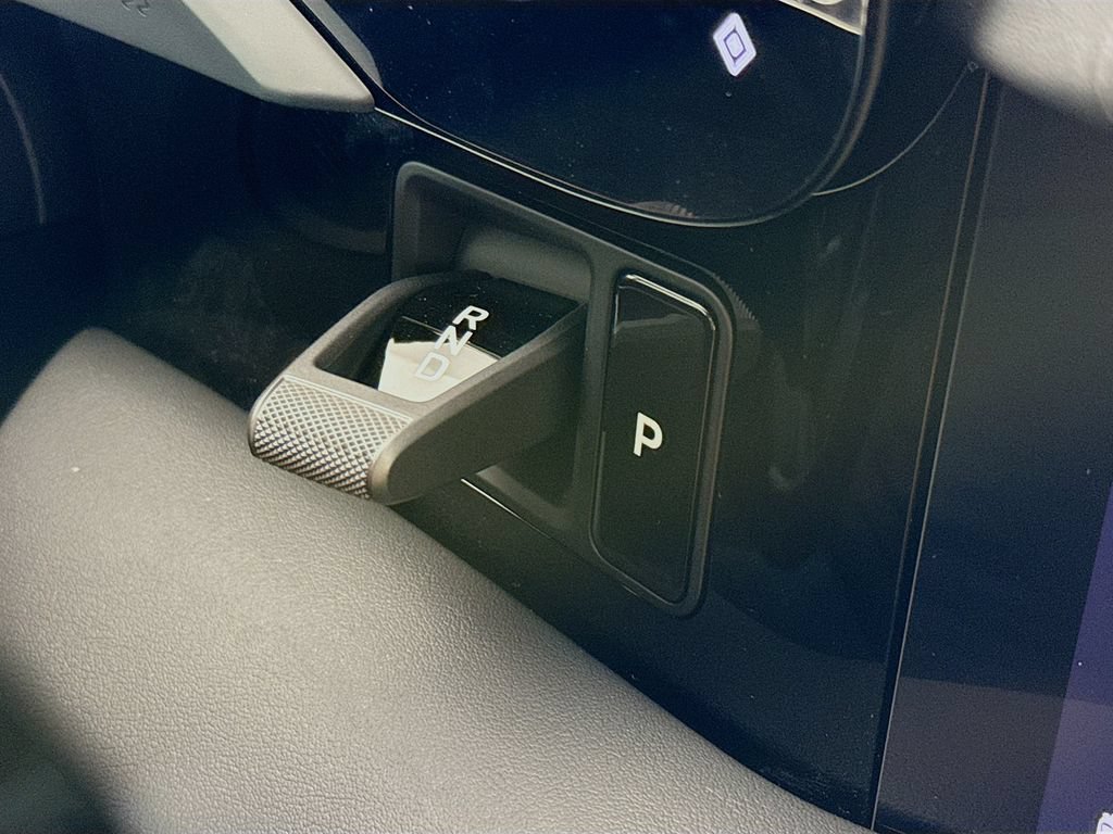 New 2026 Porsche Taycan AWD/4WD image 21