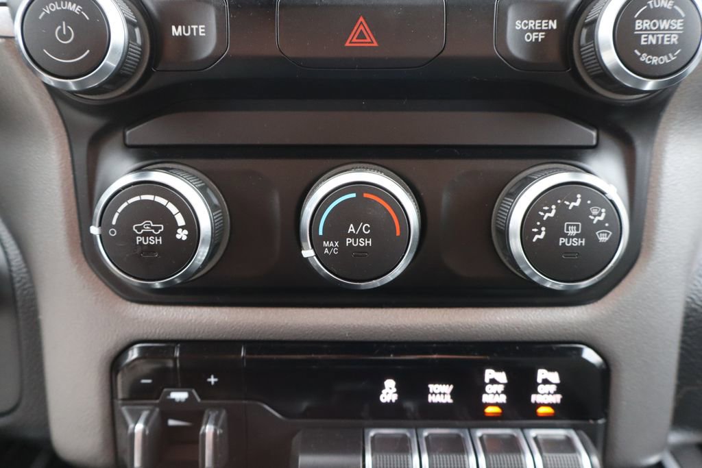 Used 2019 RAM 2500 Big Horn image 13