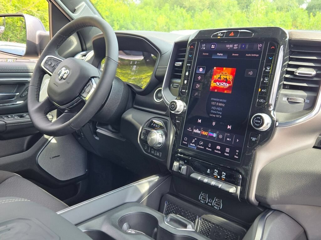 New 2027 RAM 1500 Laramie w/ Advanced Safety Group II AWD/4WD image 7