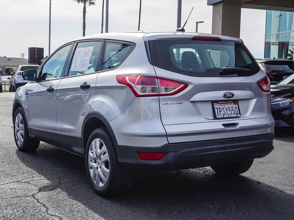 Used 2016 Ford Escape S image 4