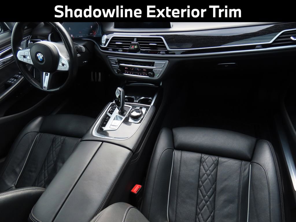 Used 2022 BMW 750i xDrive w/ Luxury Rear Seating Package image 16