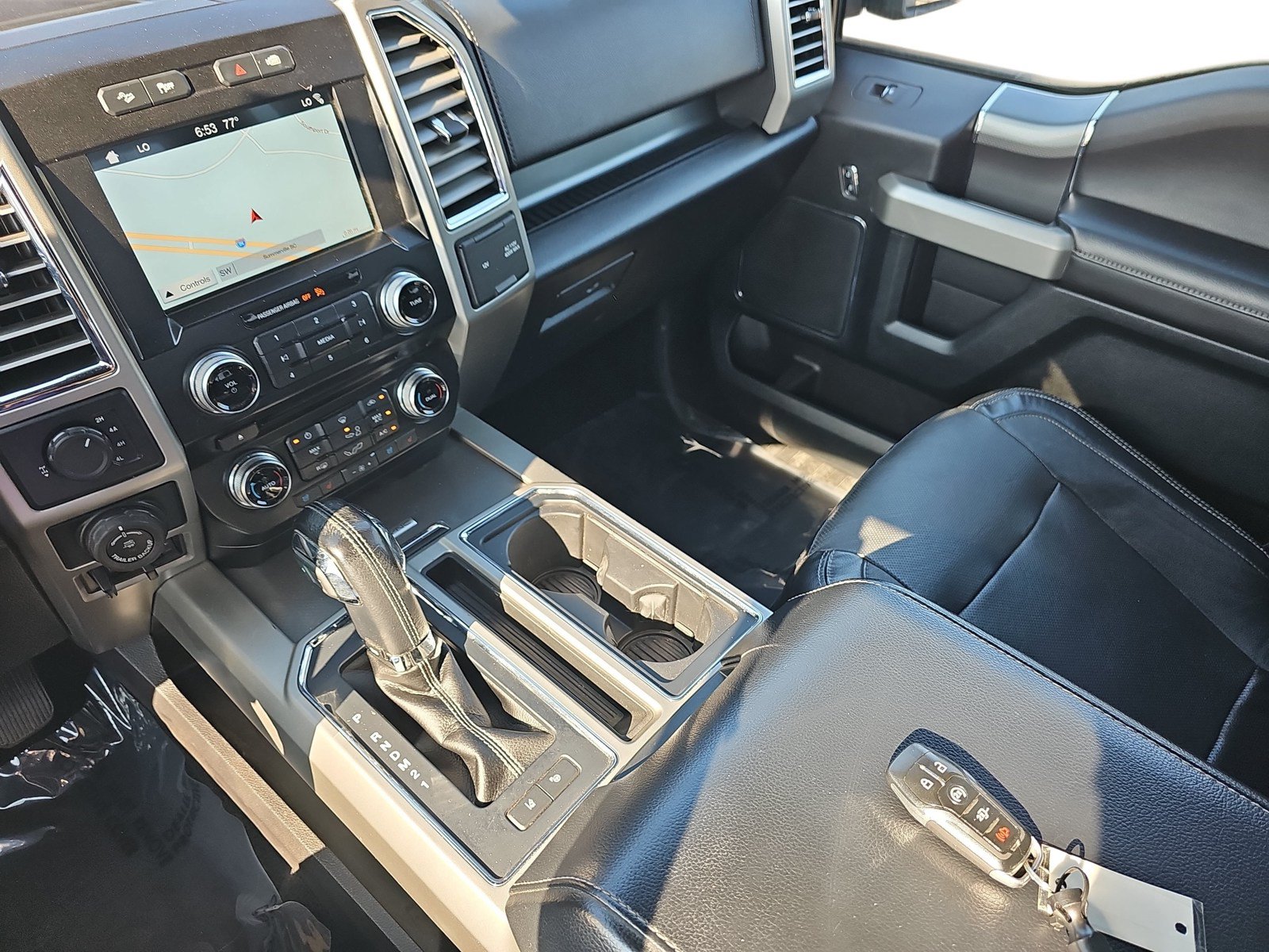 Used 2016 Ford F150 Lariat w/ Equipment Group 502A Luxury AWD/4WD image 22
