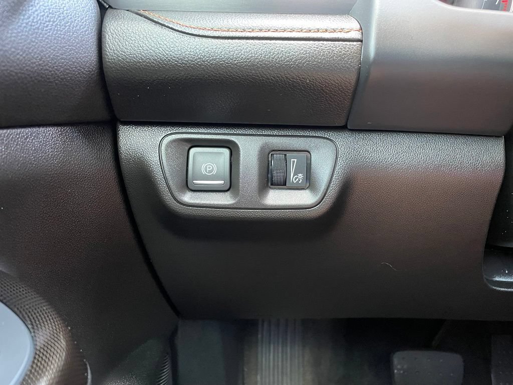 Used 2021 GMC Acadia AT4 w/ Trailering Package AWD/4WD image 13