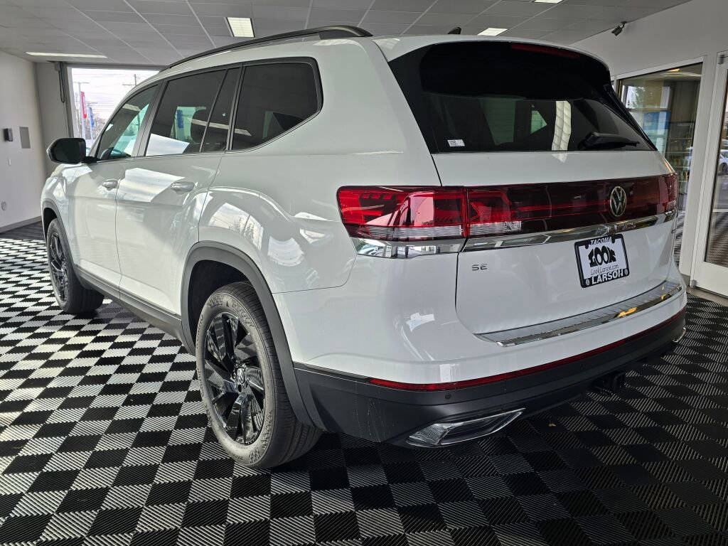 New 2024 Volkswagen Atlas SE image 6