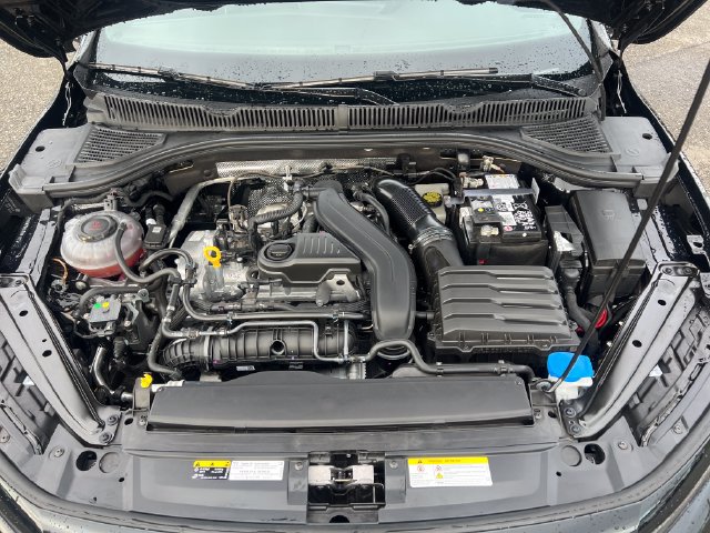 Used 2026 Volkswagen Jetta Sport FWD image 28