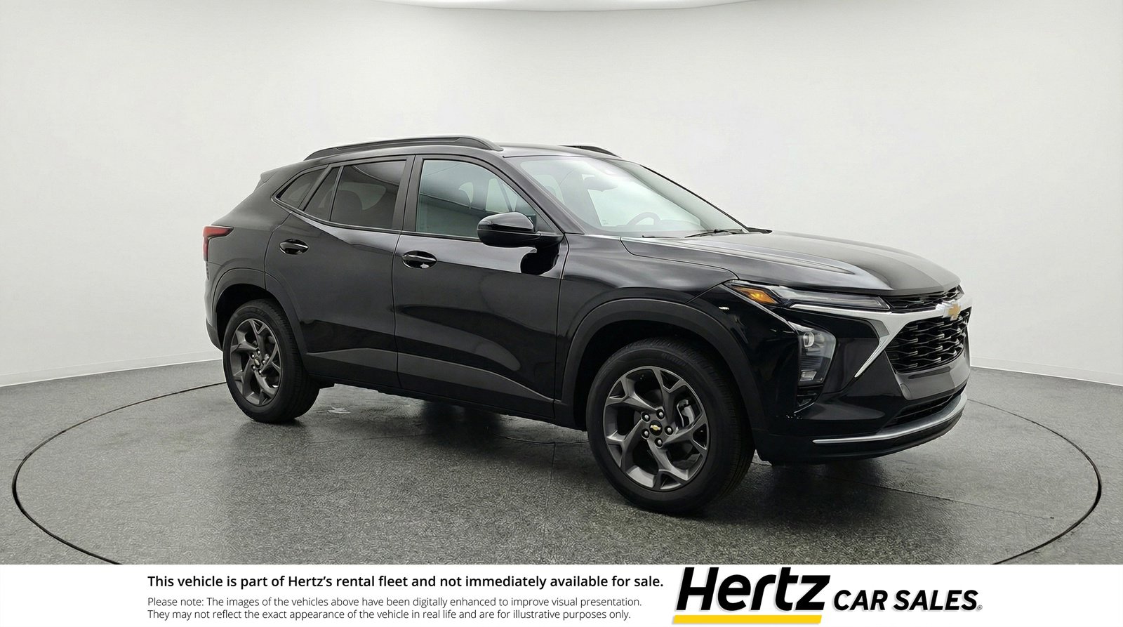 Used 2025 Chevrolet Trax LT image 1