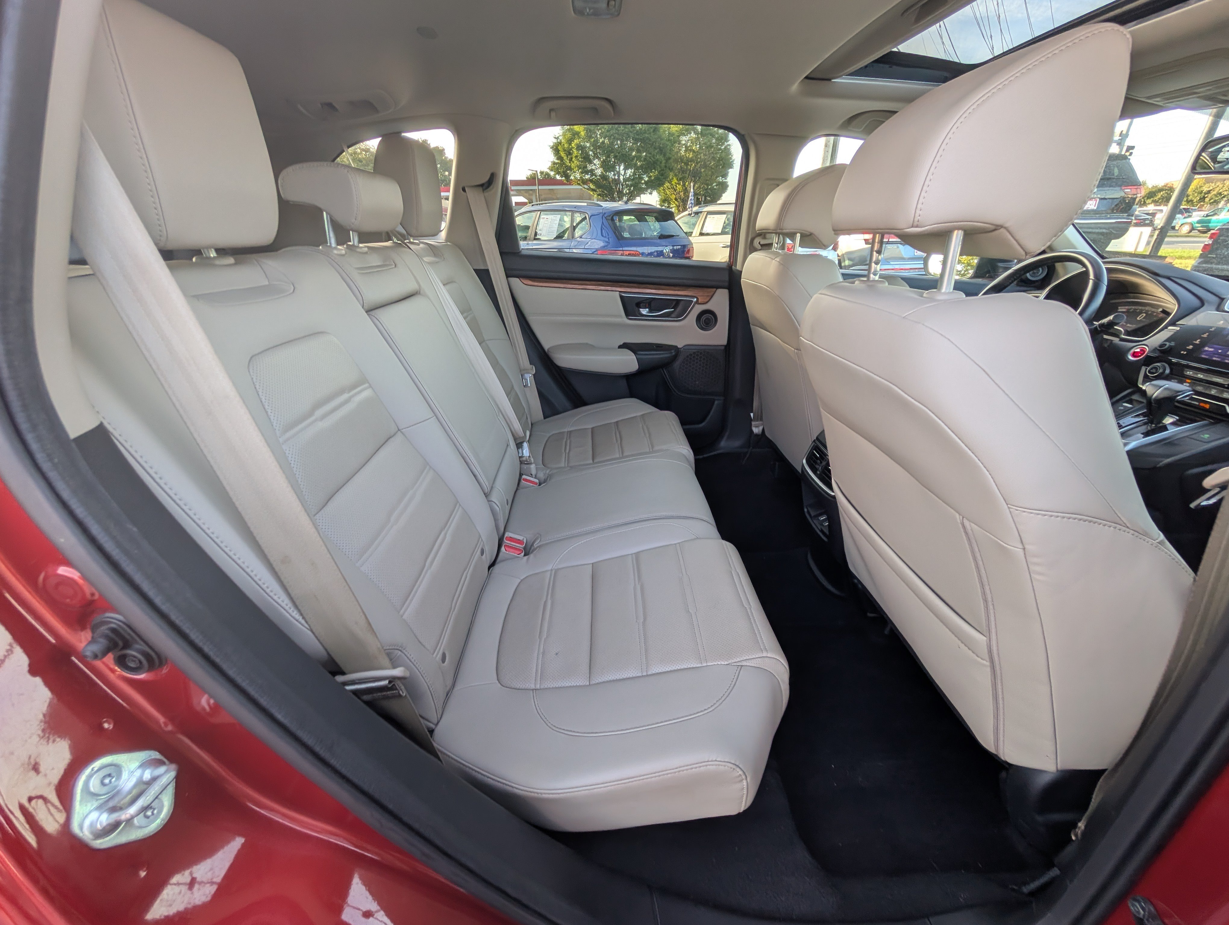 Used 2017 Honda CR-V Touring image 11