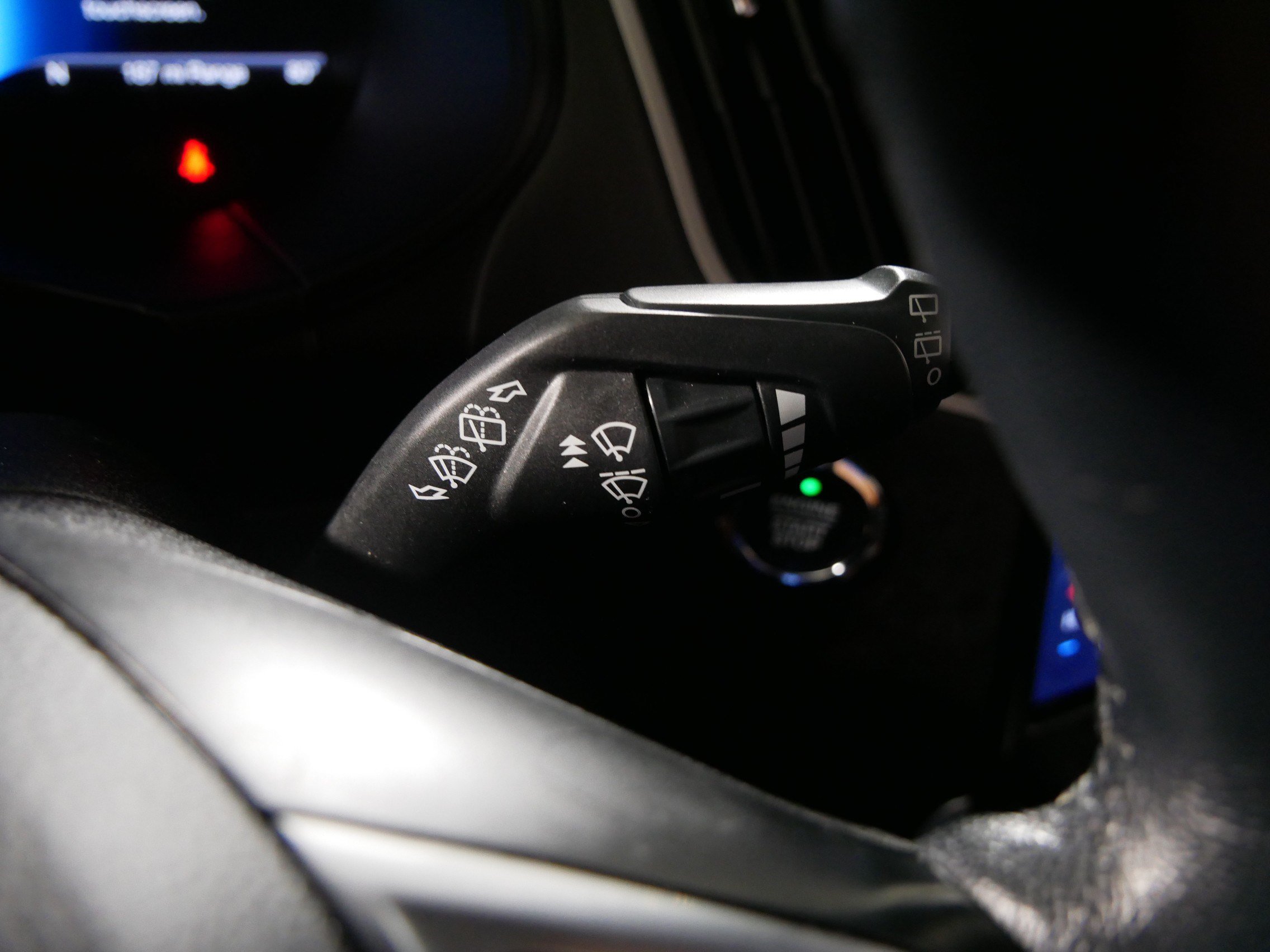 Used 2023 Ford Edge SEL w/ Convenience Package AWD/4WD image 30