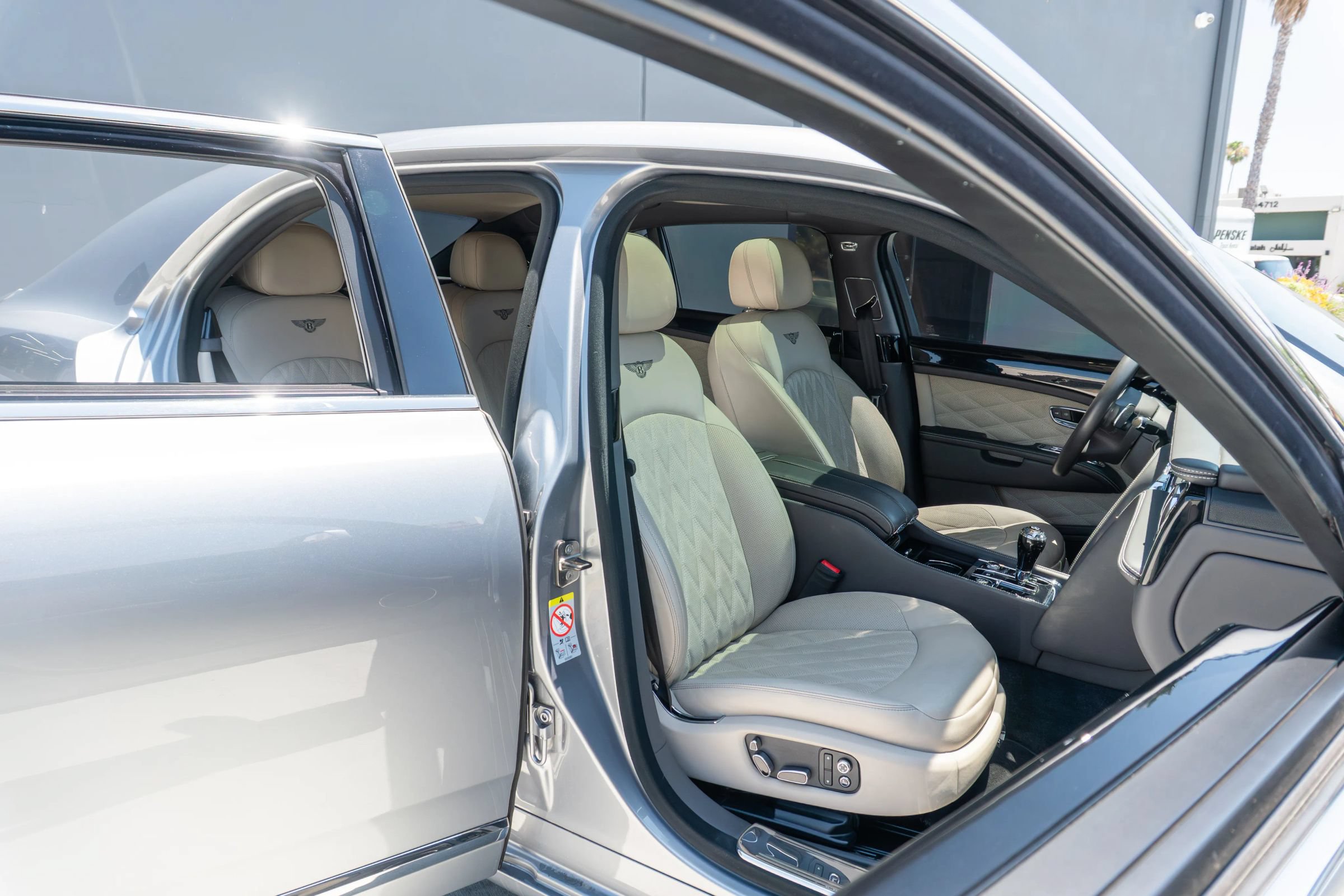 Used 2020 Bentley Mulsanne RWD image 53