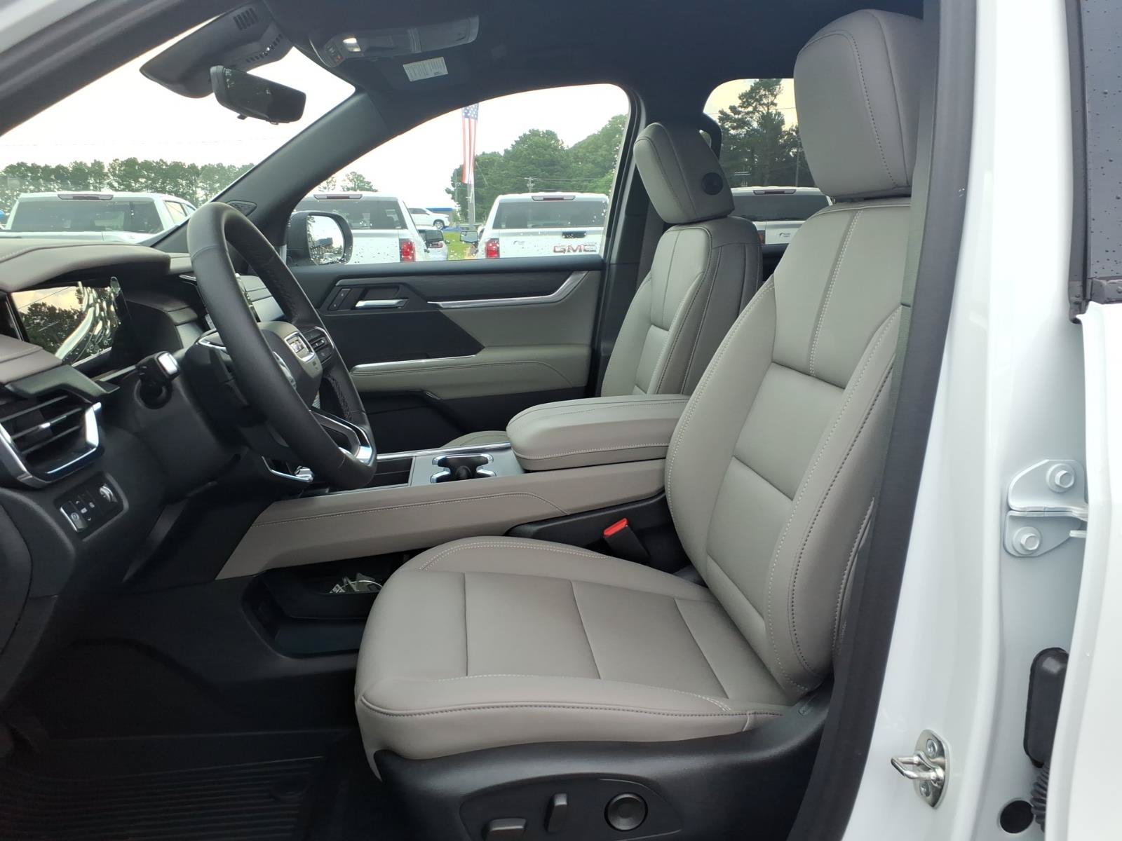 New 2026 GMC Acadia Elevation w/ Elevation Premium Package FWD image 20