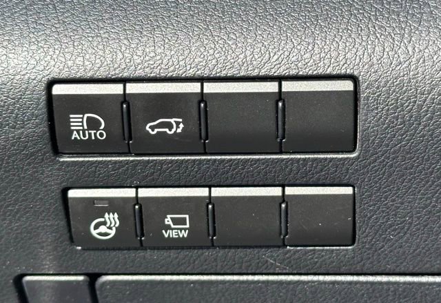 Used 2022 Lexus RX 350L Premium image 9