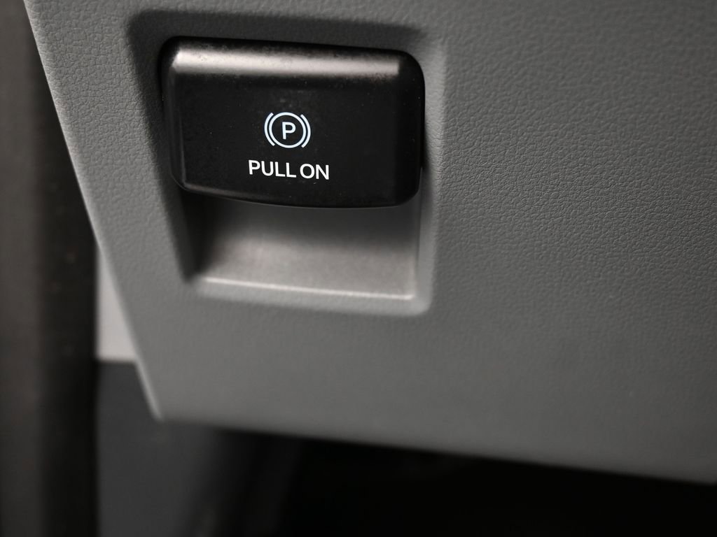 Used 2023 Ford F150 XLT image 35