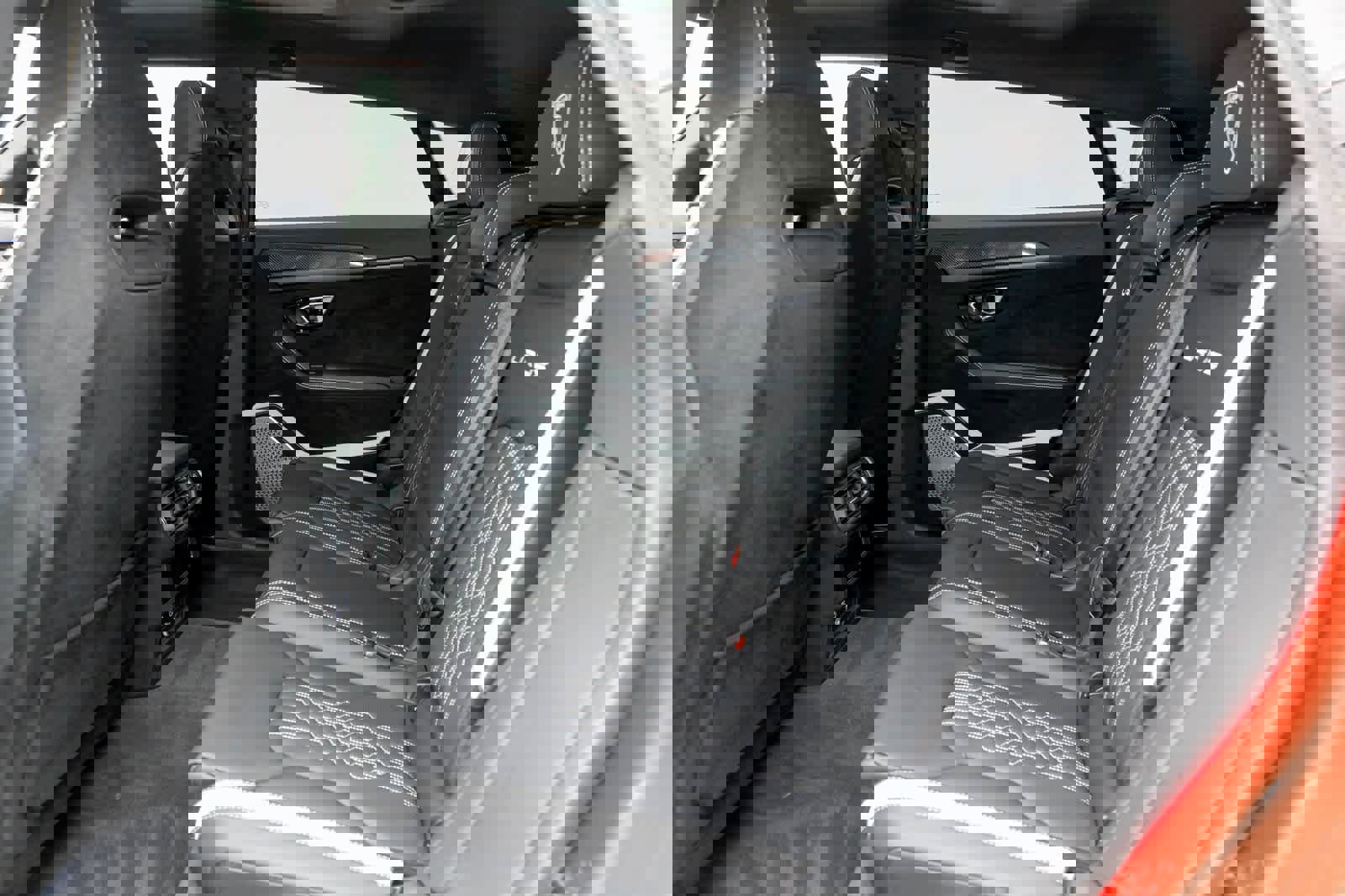 Used 2024 Lamborghini Urus Performante image 13