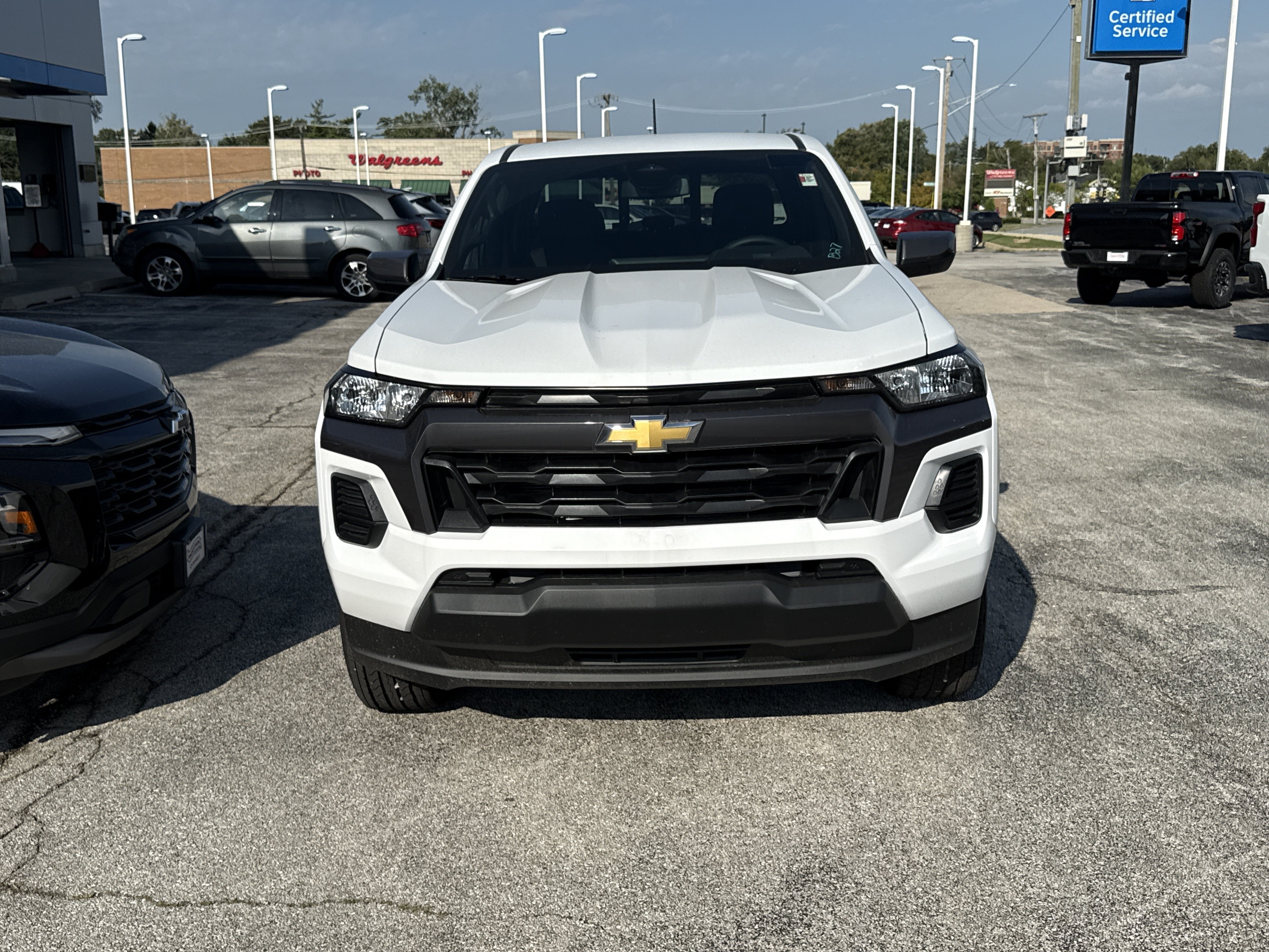 Used 2026 Chevrolet Colorado LT w/ Advanced Trailering Package RWD image 3