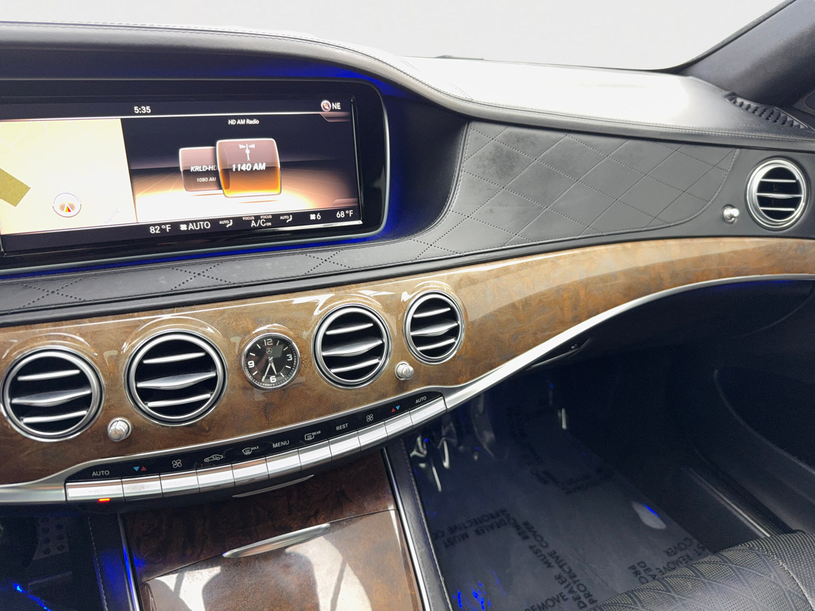 Used 2014 Mercedes-Benz S 550 Sedan w/ Sport Package image 23