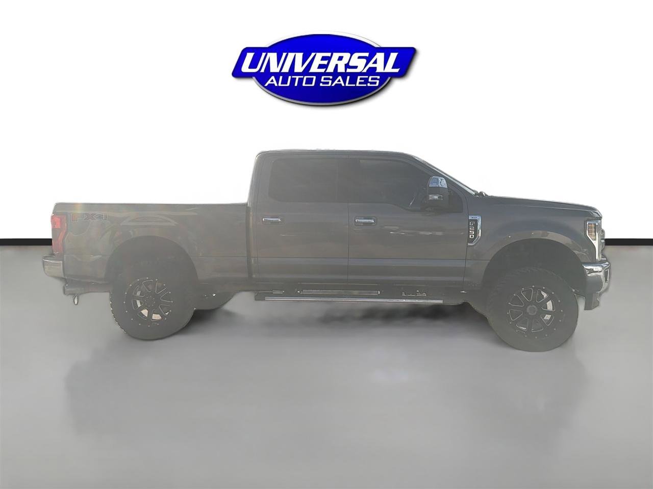 Used 2019 Ford F250 XLT w/ XLT Premium Package image 8