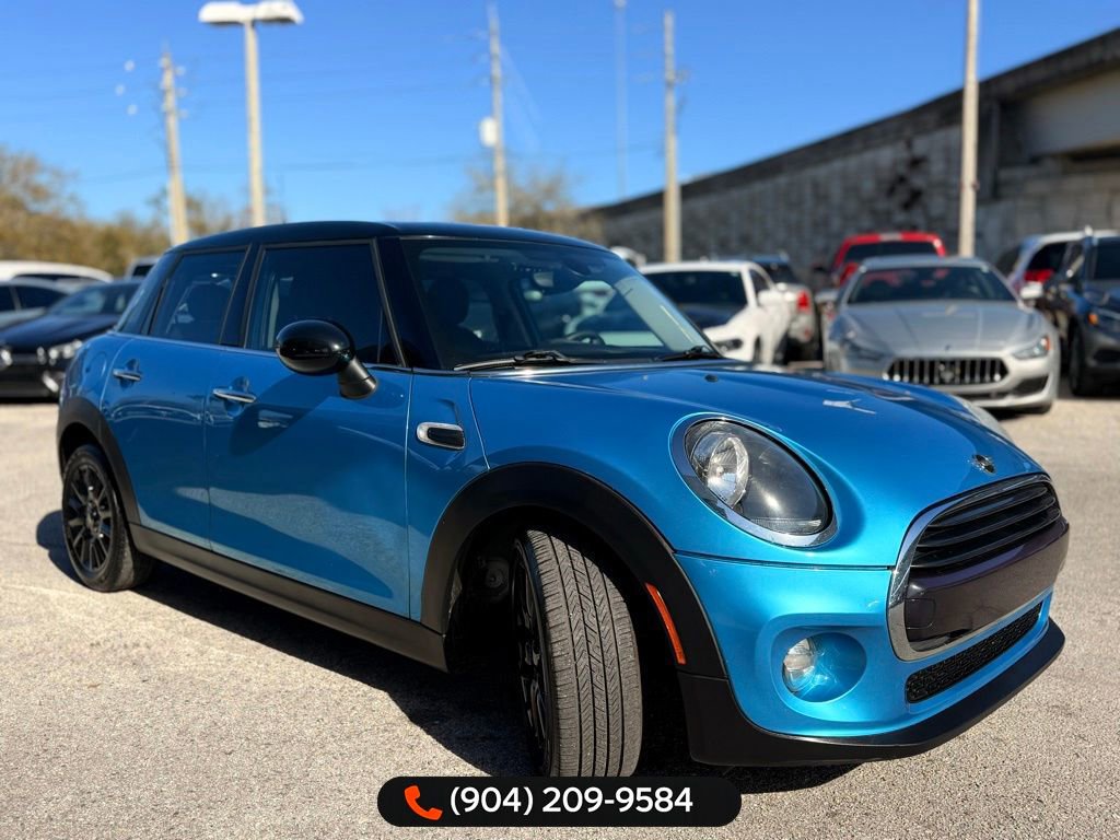 Used 2019 MINI Cooper 4-Door Hardtop image 11